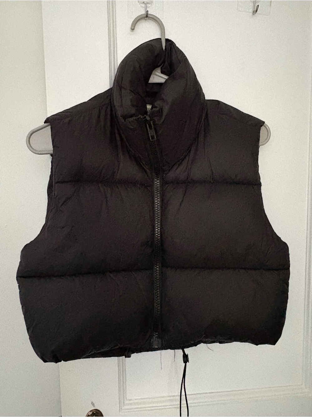 Women’s Black Puffer Vest - Lightweight Insulated Sleeveless Jacket